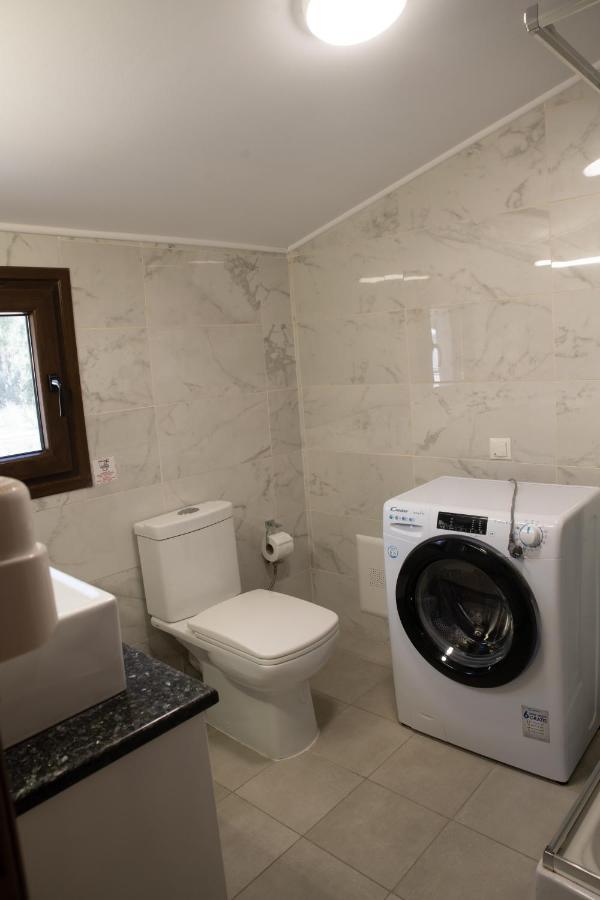 Blue Heaven Apartments Agios Georgios Pagon Exterior foto