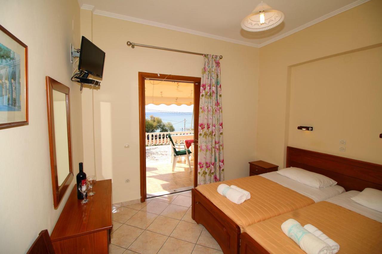 Blue Heaven Apartments Agios Georgios Pagon Exterior foto